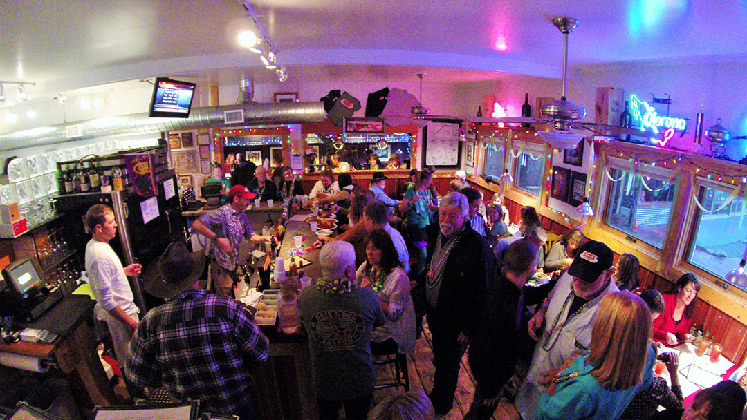 Highway 3 Roadhouse & Oyster Bar Photos 2